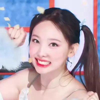訾幻灵
